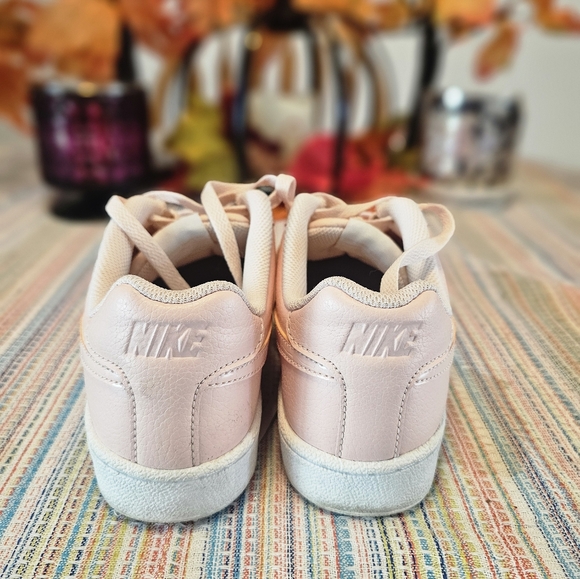 Nike Women's Light Pink Sneakers - Picture 6 of 6
